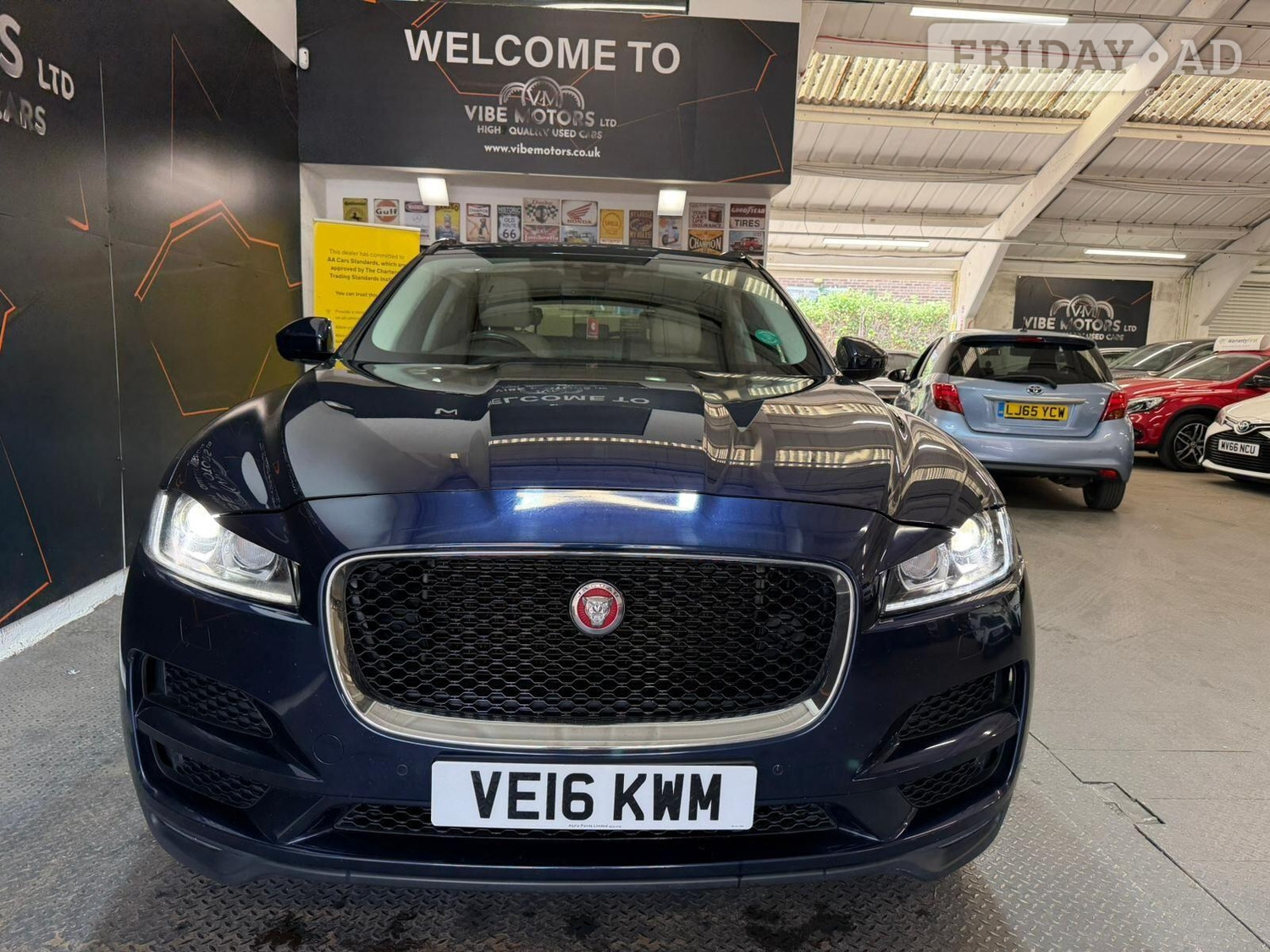 [ berth ]Jaguar F-Pace