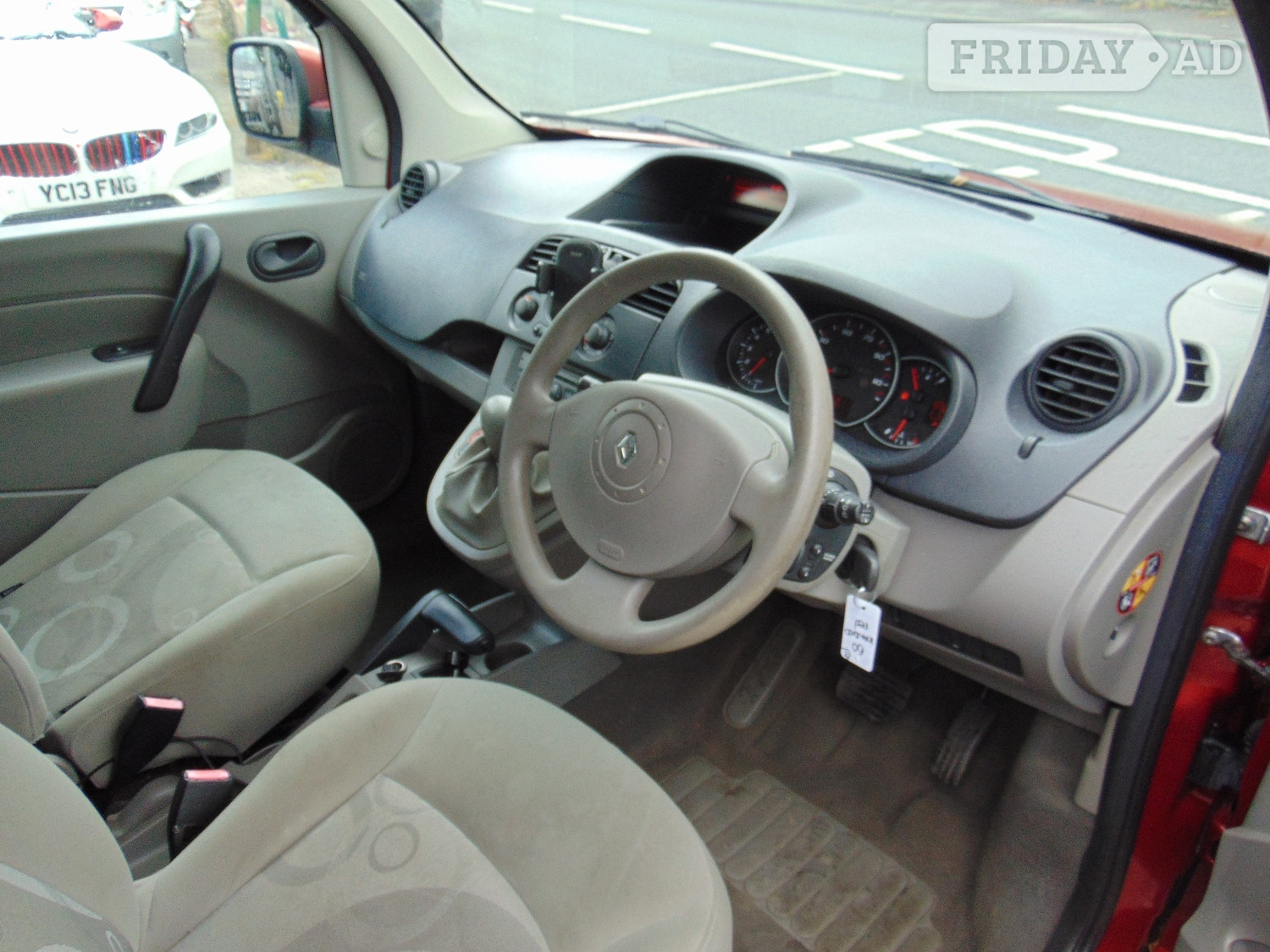 Renault Kangoo 2010 - Cars