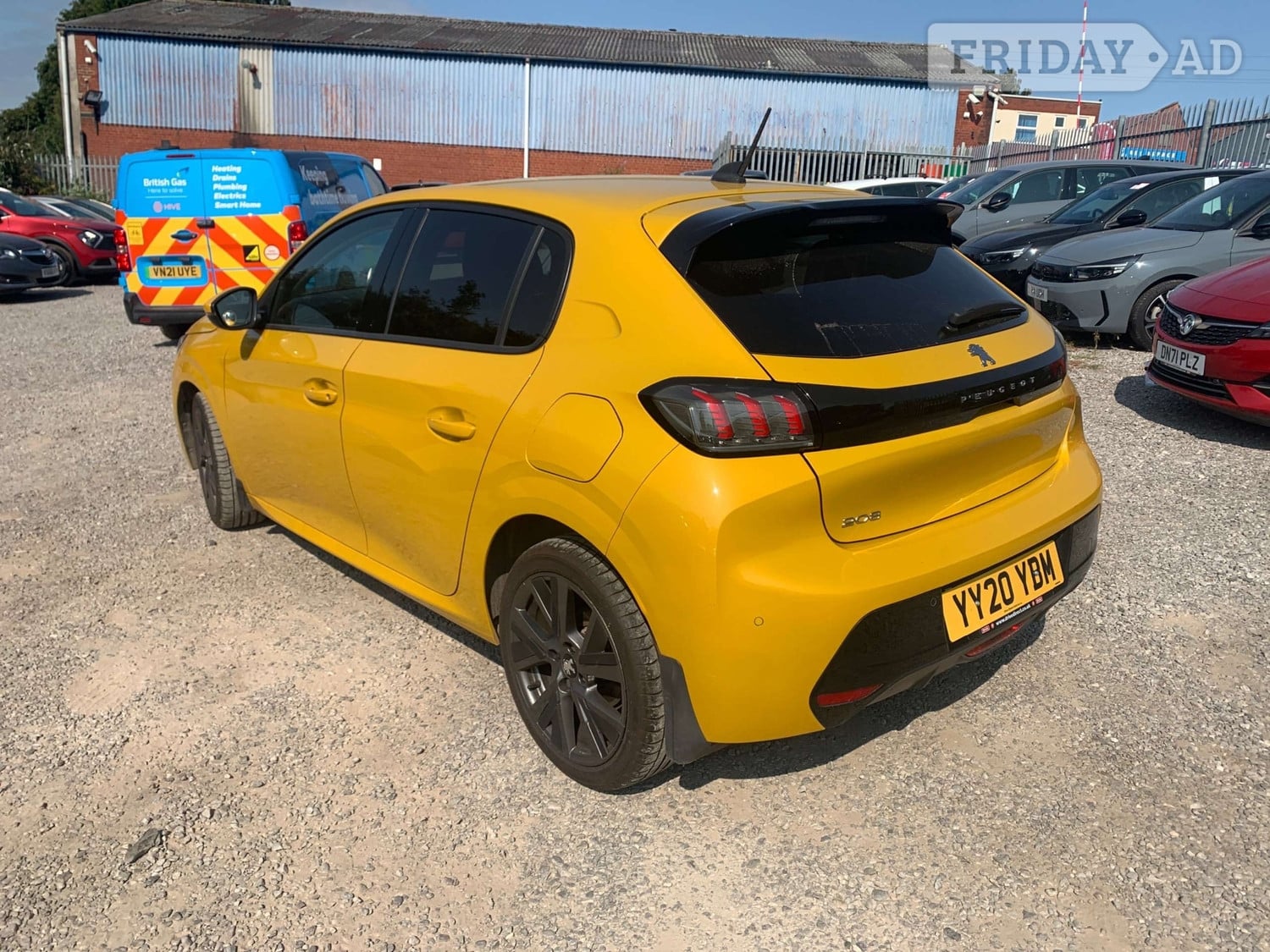 [ berth ]Peugeot 208