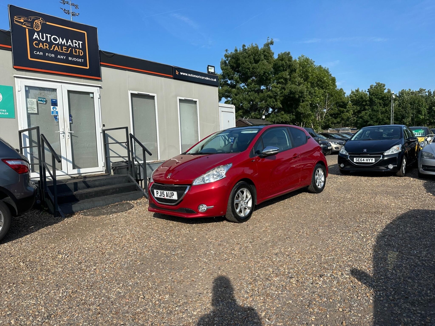 [ berth ]Peugeot 208