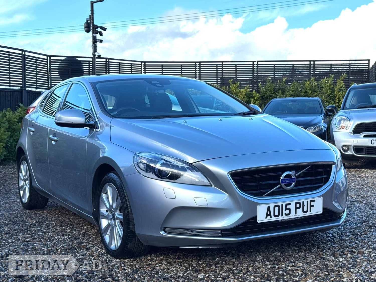 Volvo V40 2015 in Maidenhead