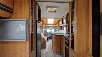 Auto-Trail Frontier Cherokee 2011 for sale