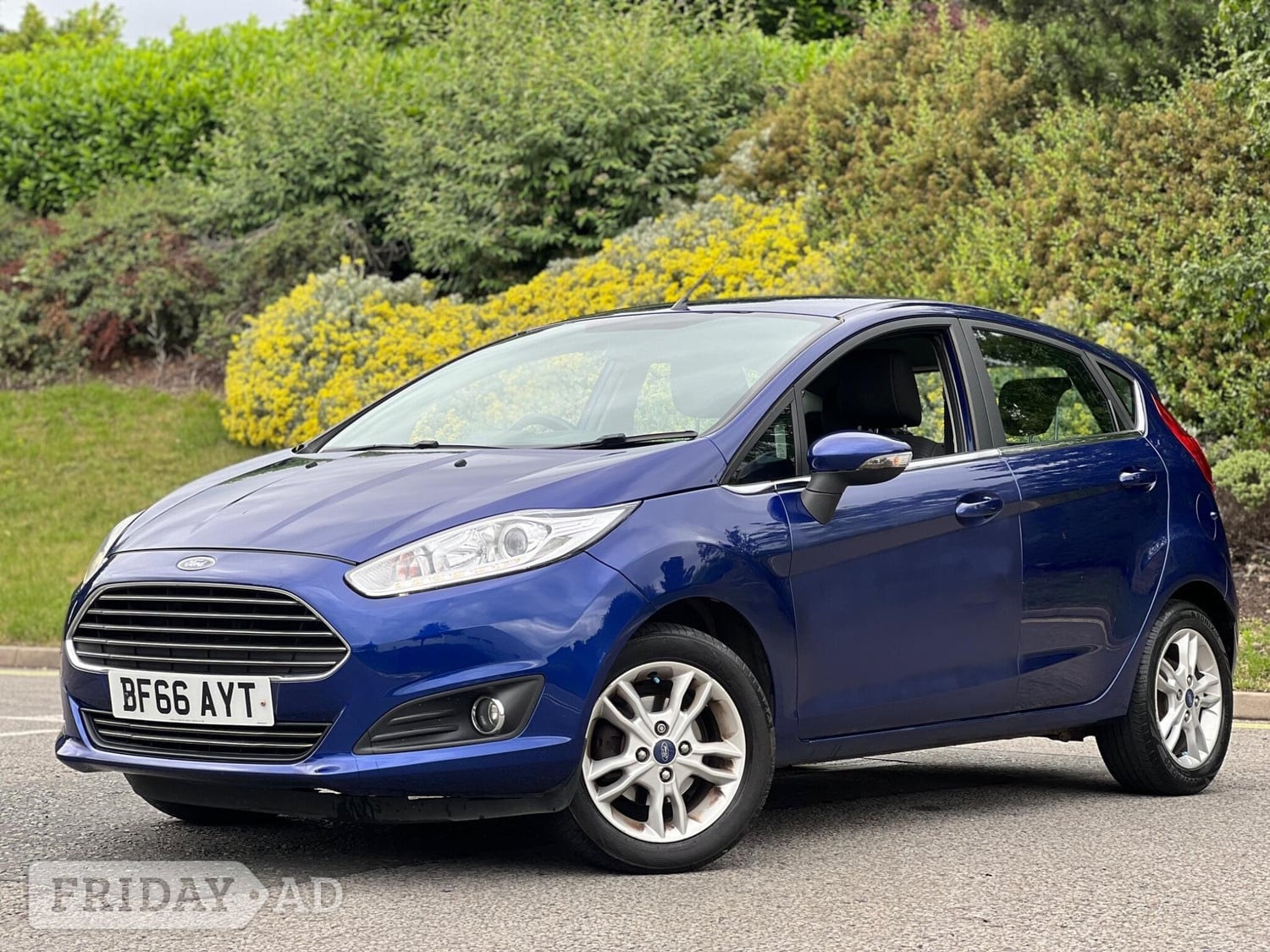 [ berth ]Ford Fiesta