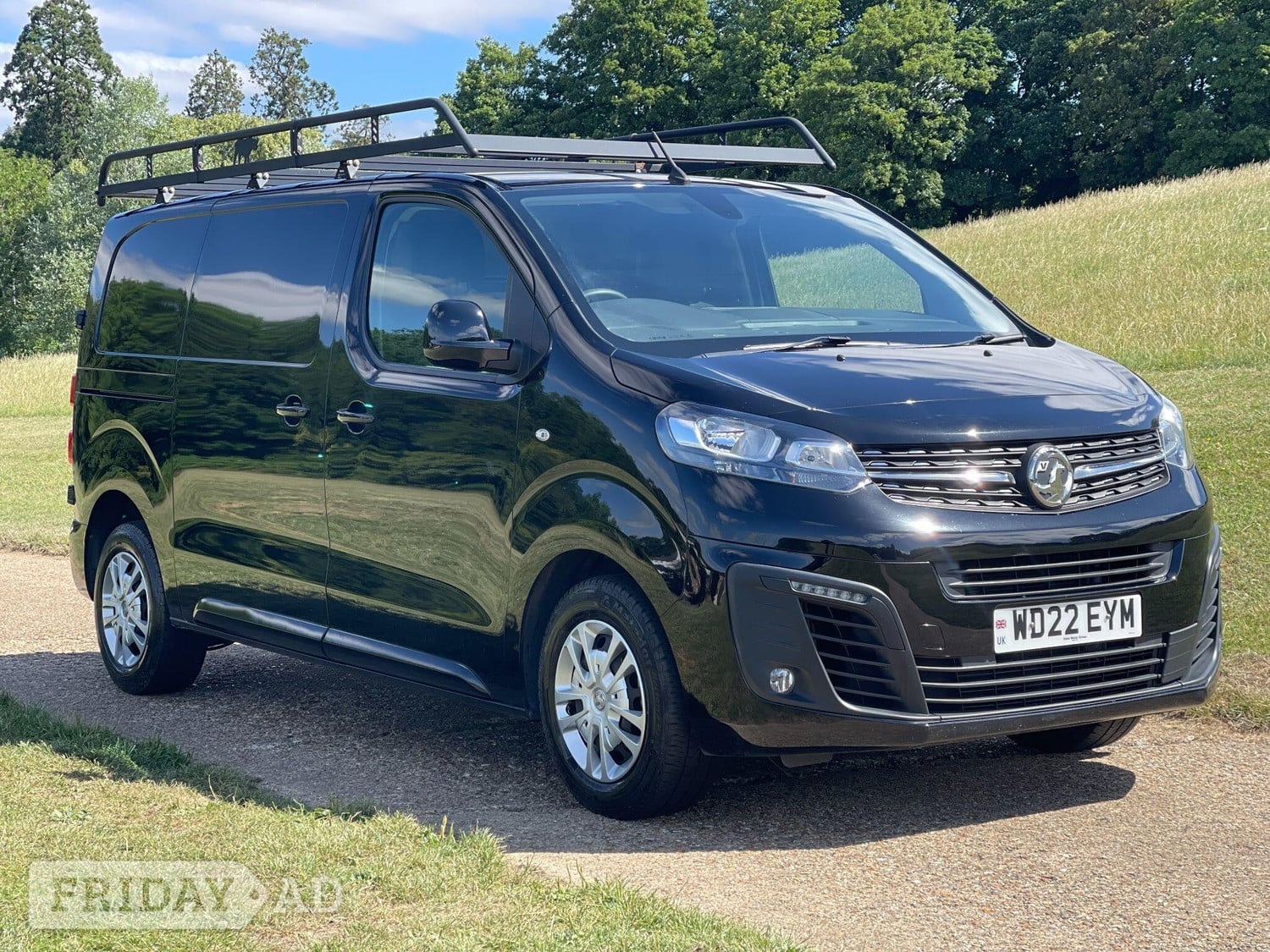 [ berth ]Vauxhall Vivaro