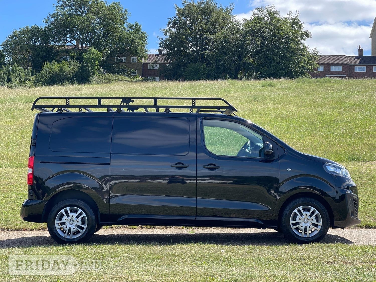 Vauxhall Vivaro 2022 - Vans & Commercial Vehicles in Hemel Hempstead