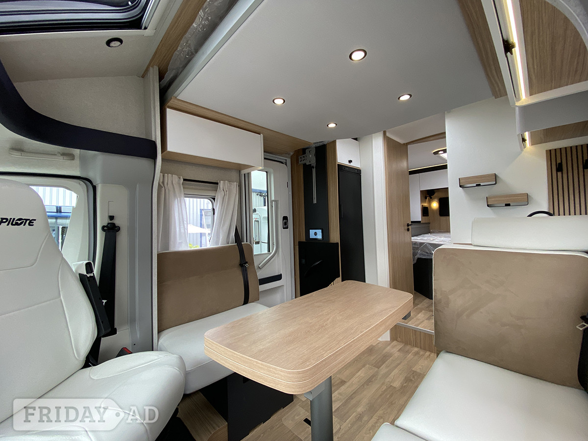 Pilote Pacific P720FC Selection 2026 for sale - Motorhomes & Caravans