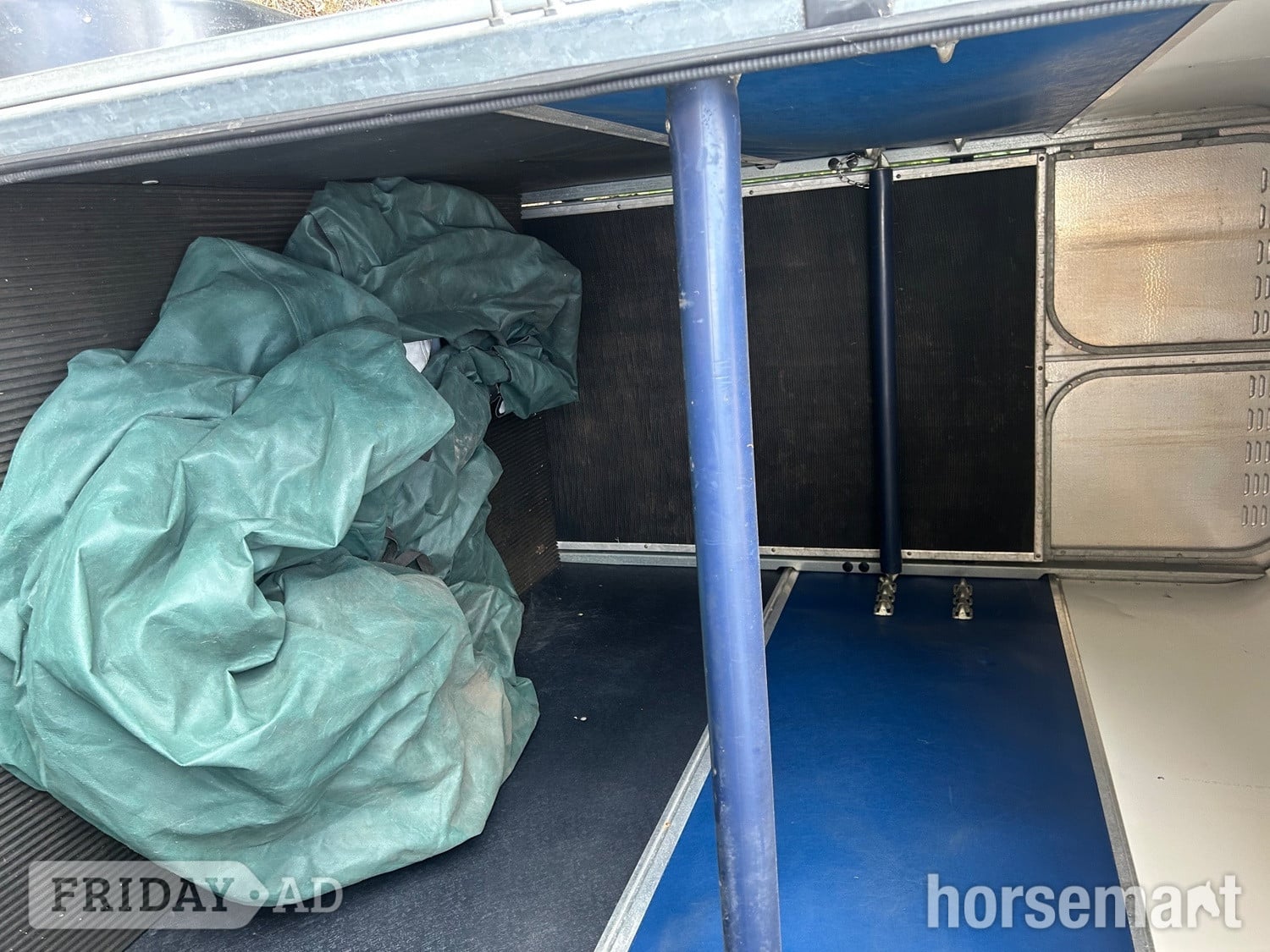 [ berth ]Ifor Williams HB401