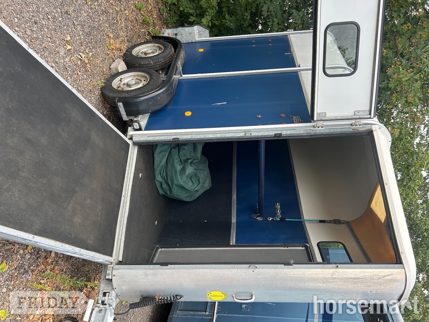 Ifor Williams HB401  Horse Trailer - Trailers & Horseboxes
