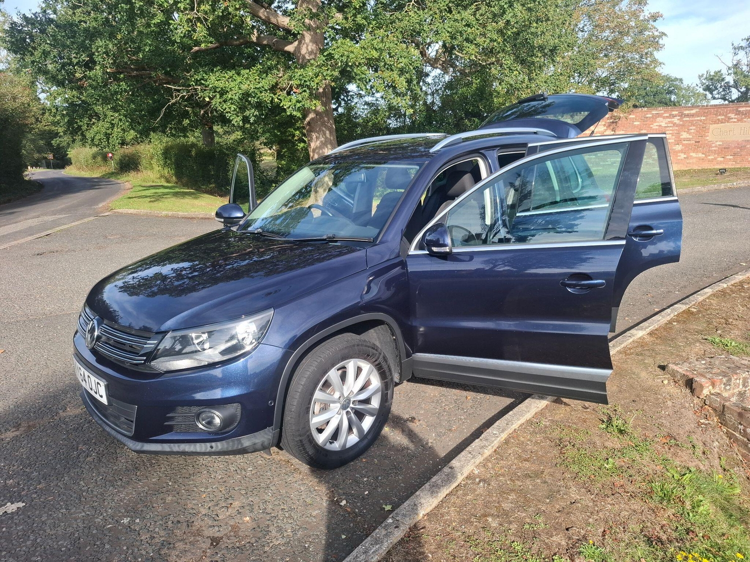 Volkswagen Tiguan 2014 - Cars