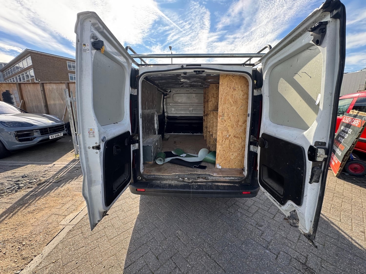 Renault Trafic 2014 - Vans & Commercial Vehicles
