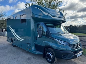 Trevett &amp; Smith 7.2T Iveco Horsebox