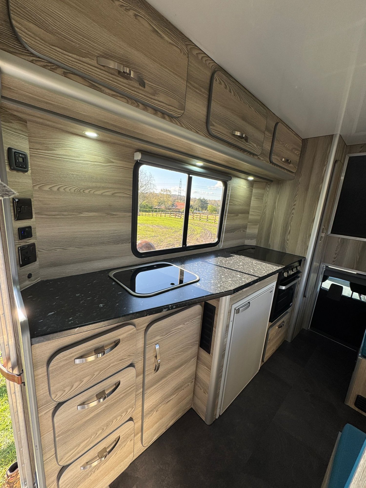 Trevett &amp; Smith 7.2T Iveco Horsebox - Trailers & Horseboxes