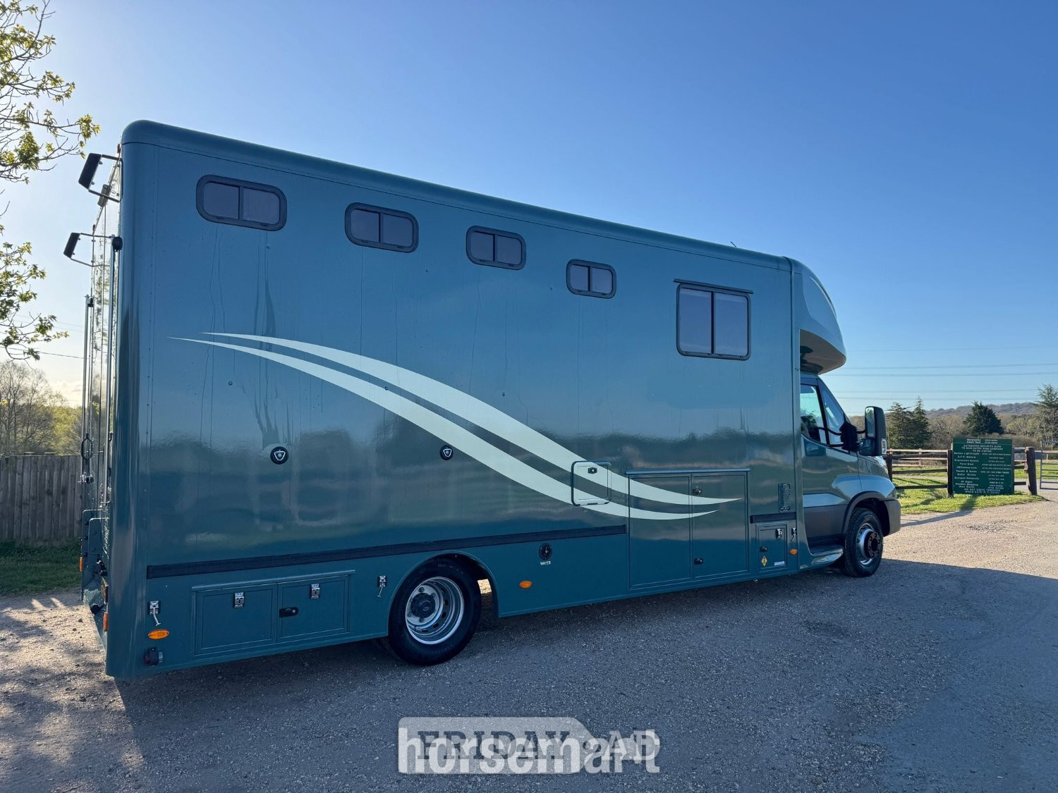 [ berth ]Trevett and Smith Iveco