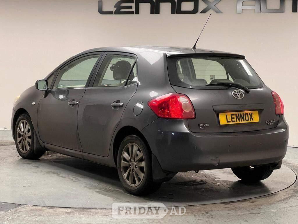 Toyota Auris 2007 - Cars
