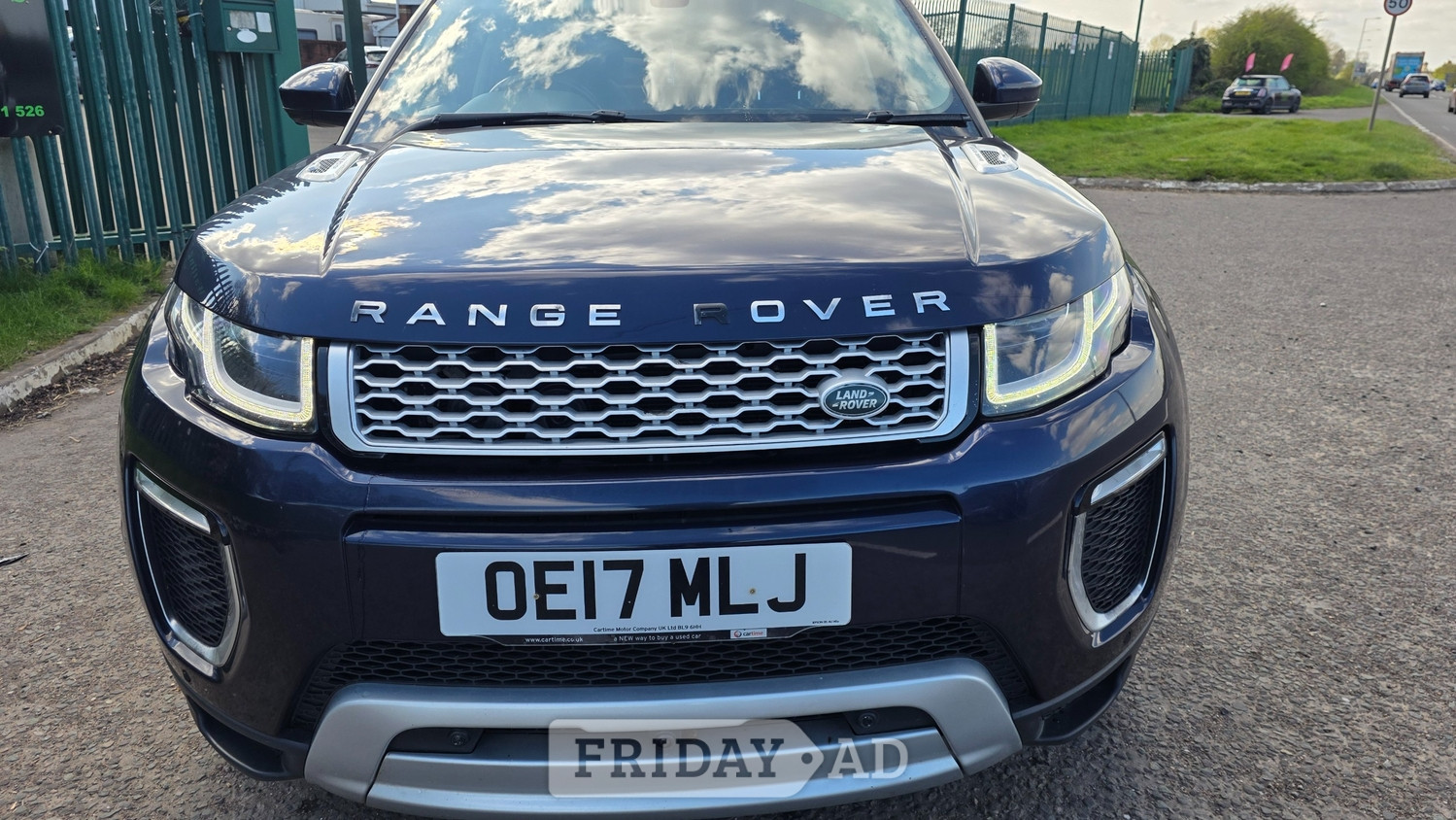 [ berth ]Land Rover Range Rover Evoque
