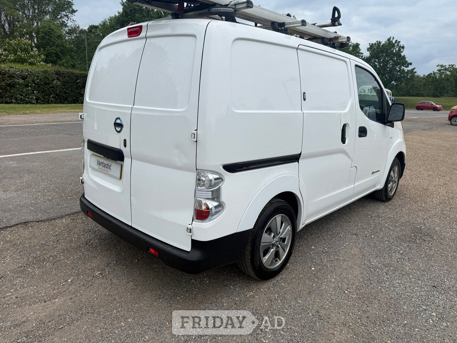 Nissan e-NV200 2021 - Vans & Commercial Vehicles
