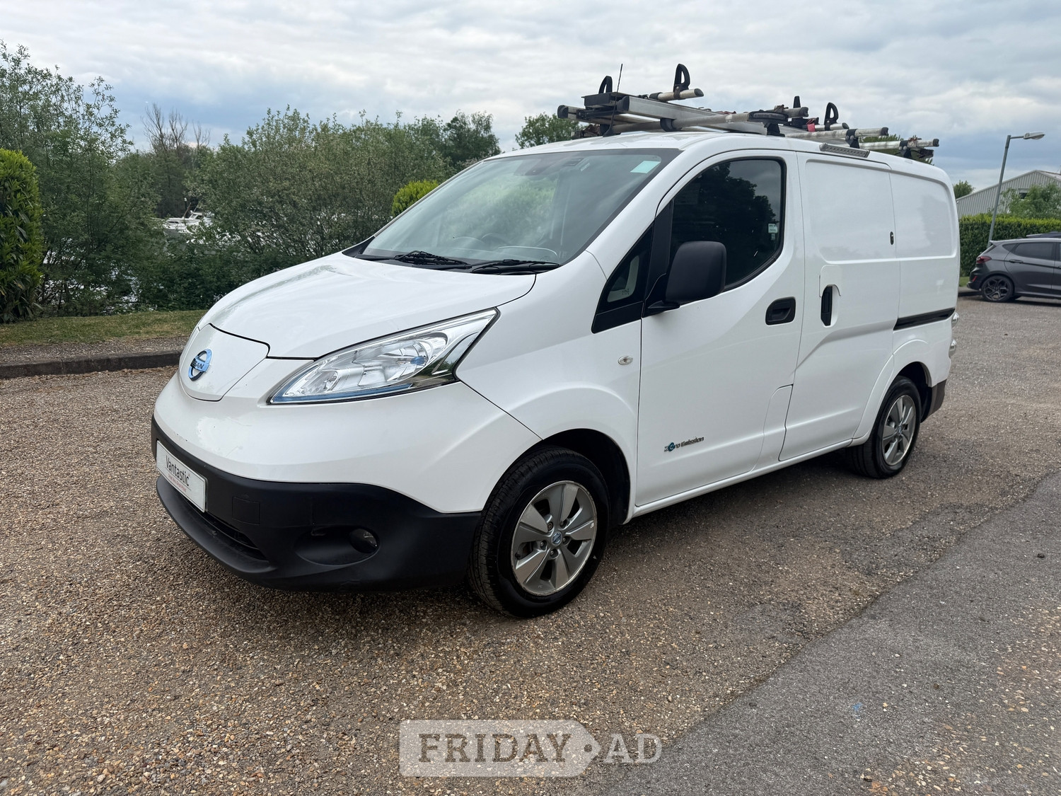 Nissan e-NV200 2021 in Chertsey