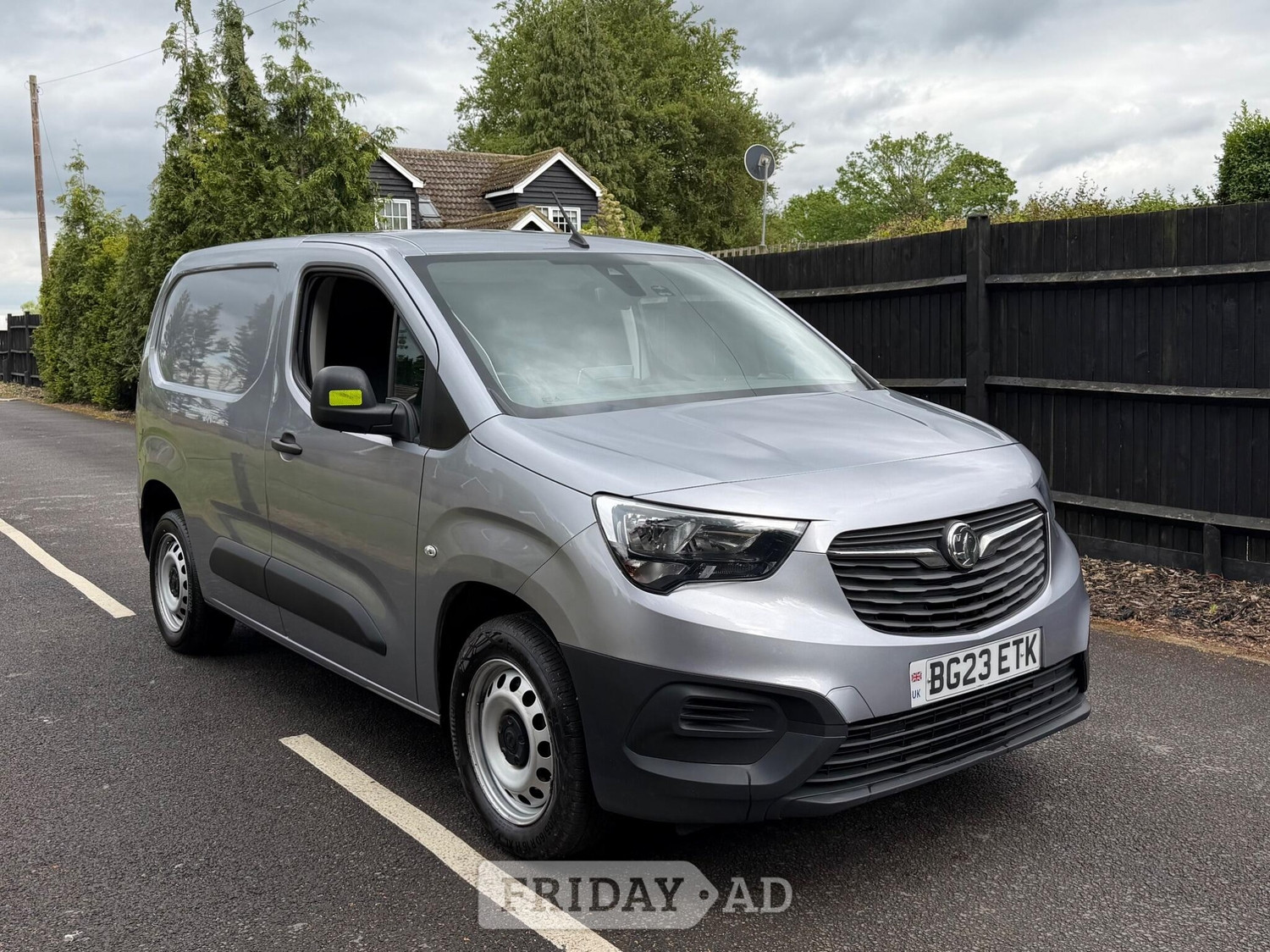 Vauxhall Combo 2023 in Addlestone