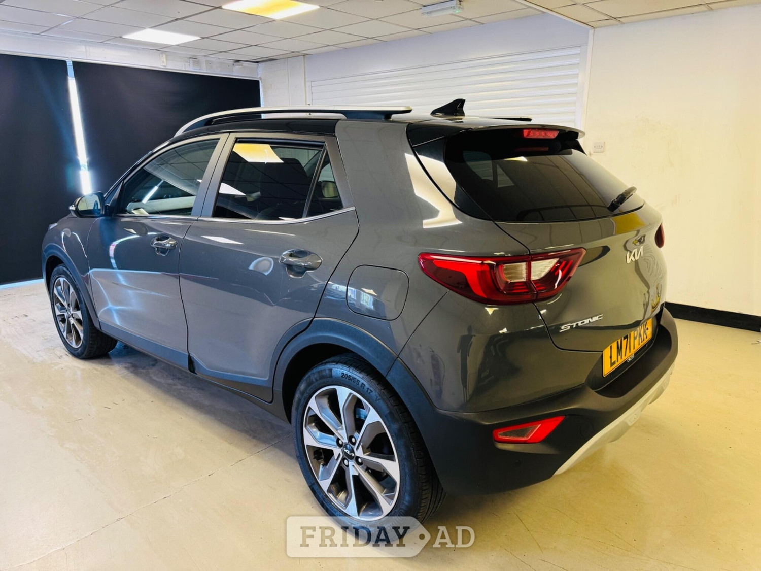 Kia Stonic 2021 - Cars