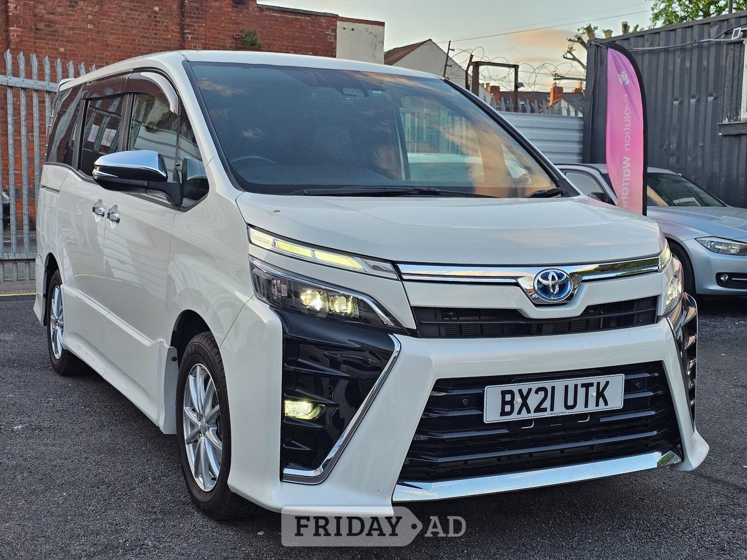 Toyota Voxy Coventry