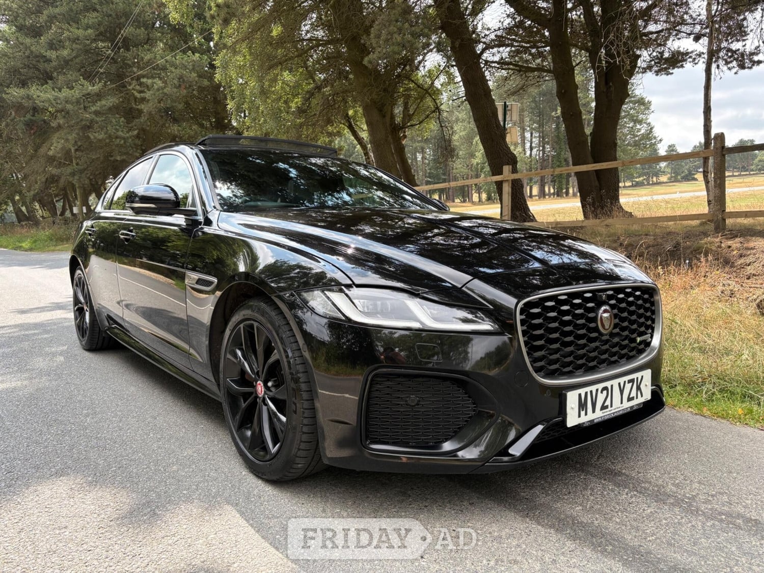 Jaguar XF 2021 in Huddersfield