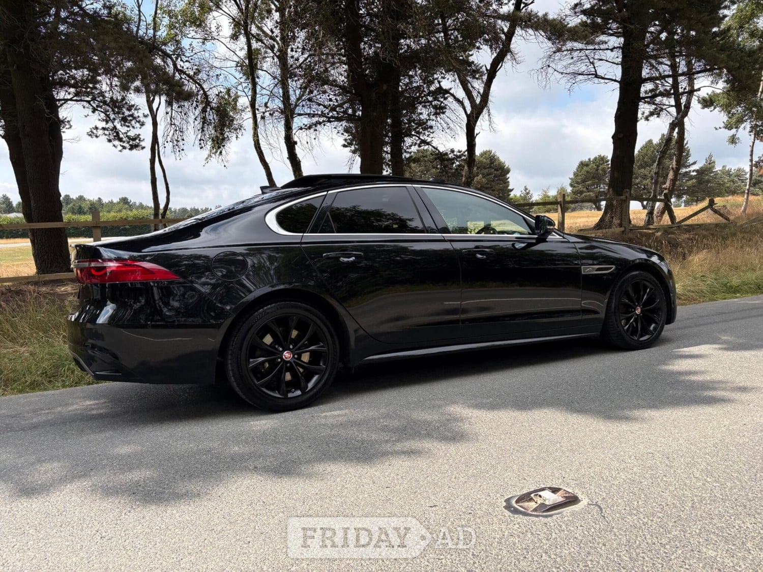 Jaguar XF 2021 - Cars