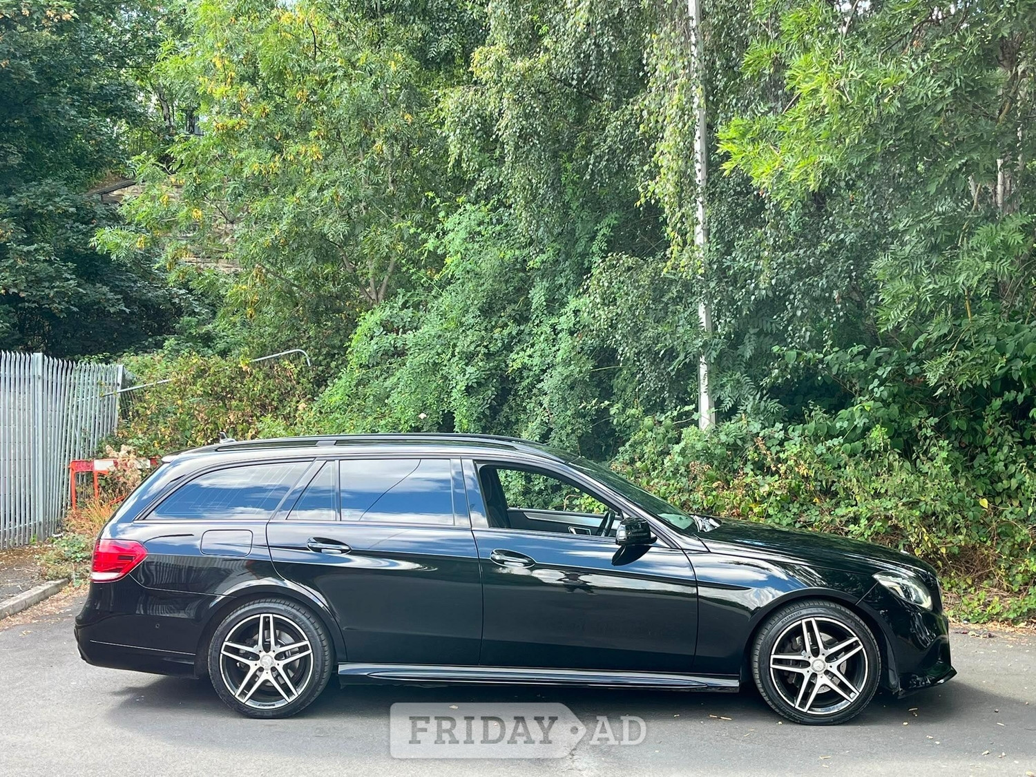 Mercedes-Benz E Class 2016 - Cars in Leeds