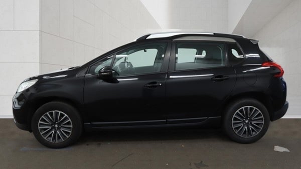 Peugeot 2008 2015 - Cars in Slough