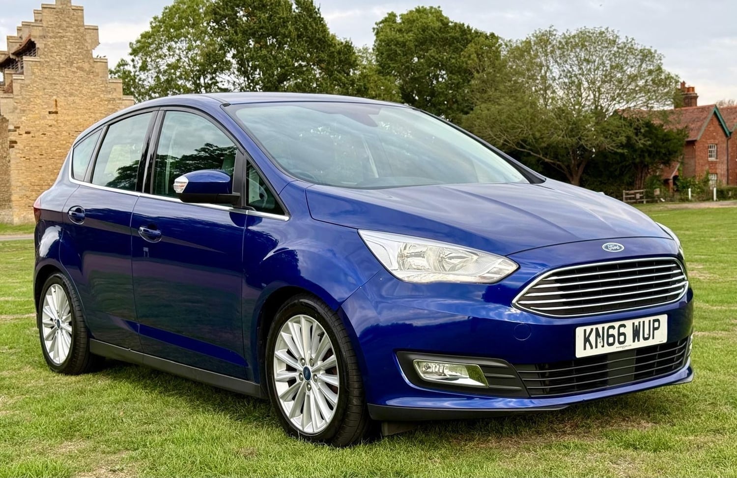 Ford C-MAX 2016 - Cars