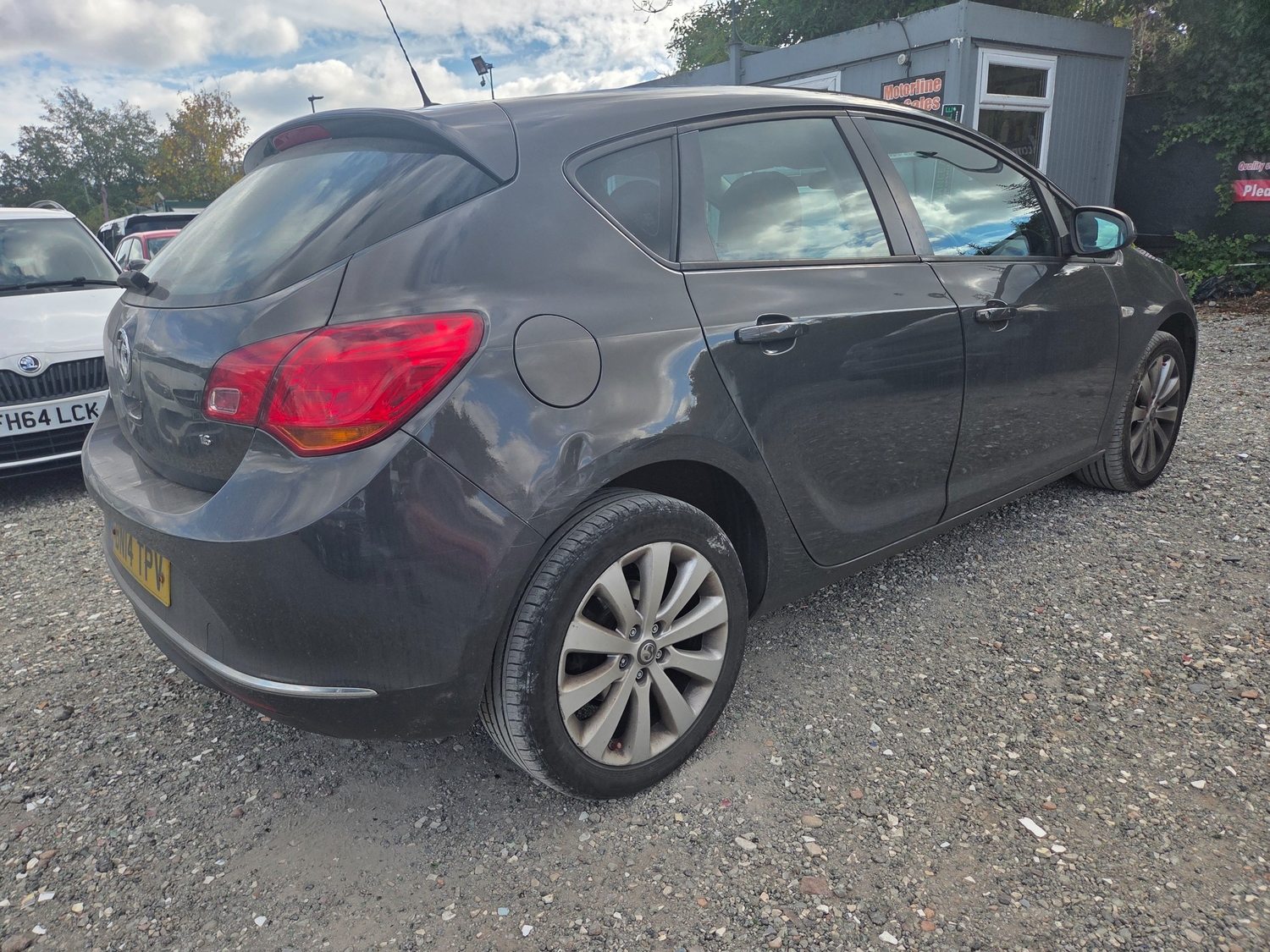 [ berth ]Vauxhall Astra