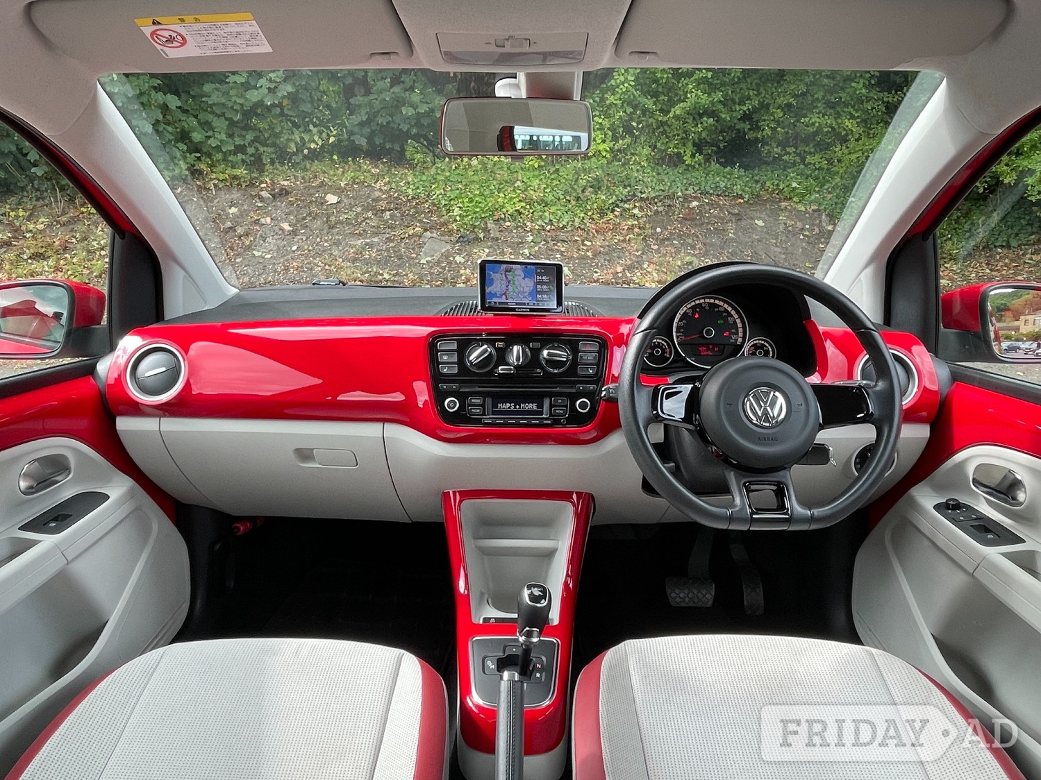 [ berth ]Volkswagen Up