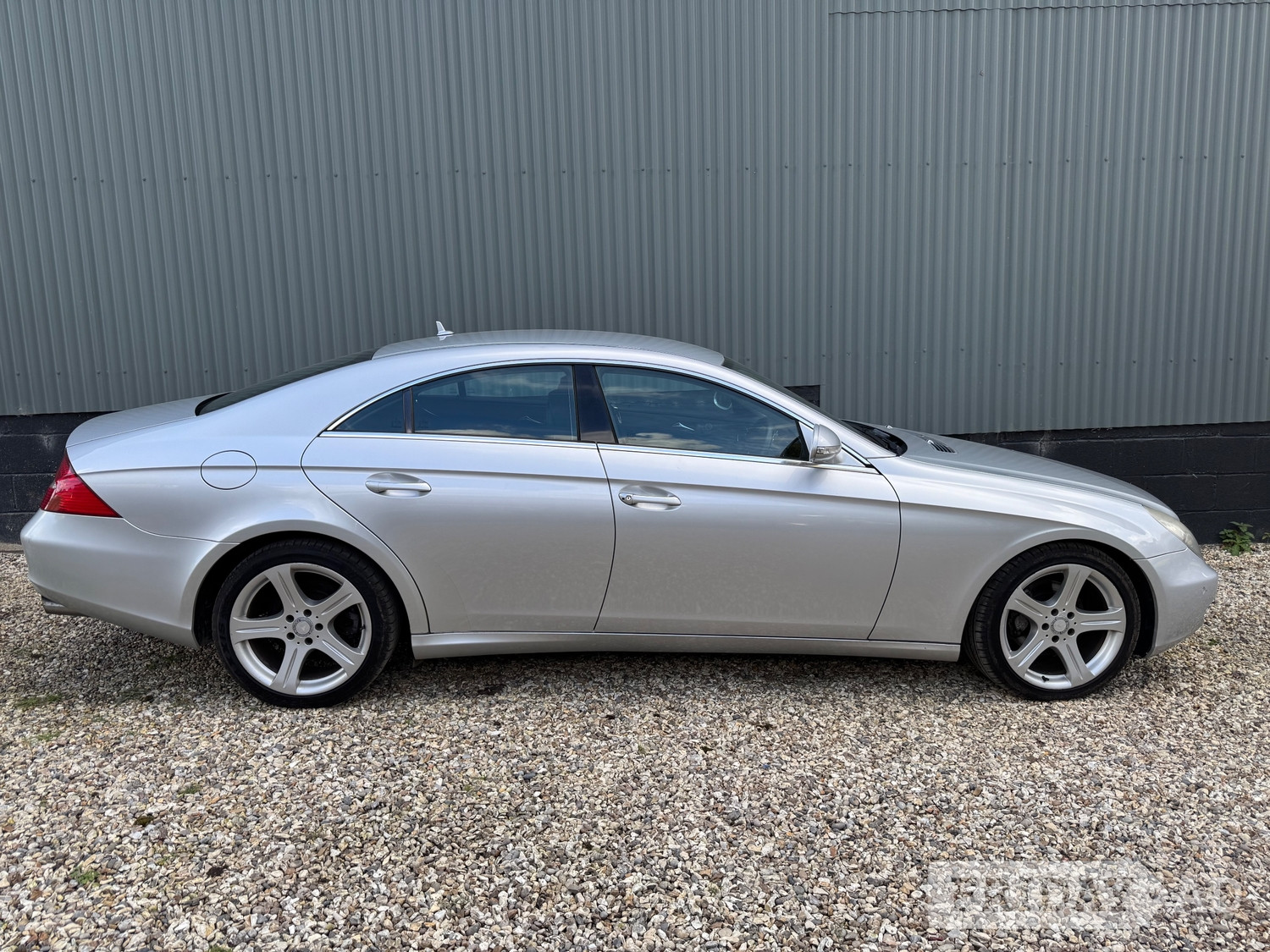 [ berth ]Mercedes-Benz CLS Class