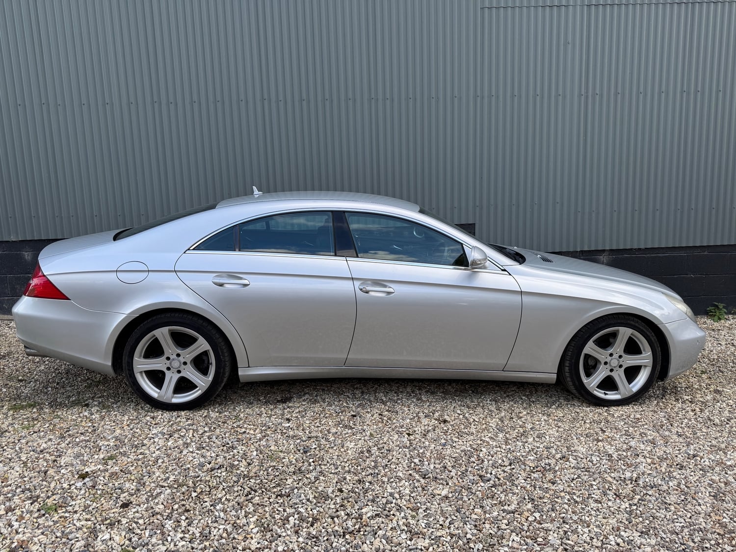 [ berth ]Mercedes-Benz CLS Class