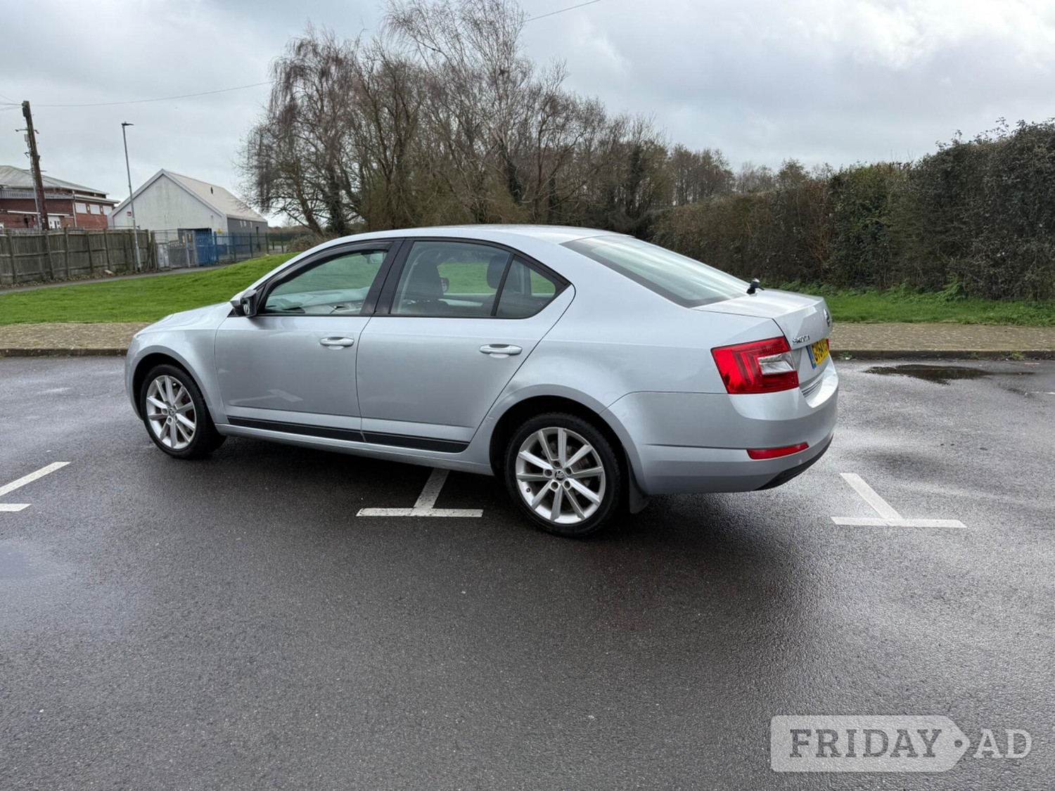 [ berth ]Skoda Octavia