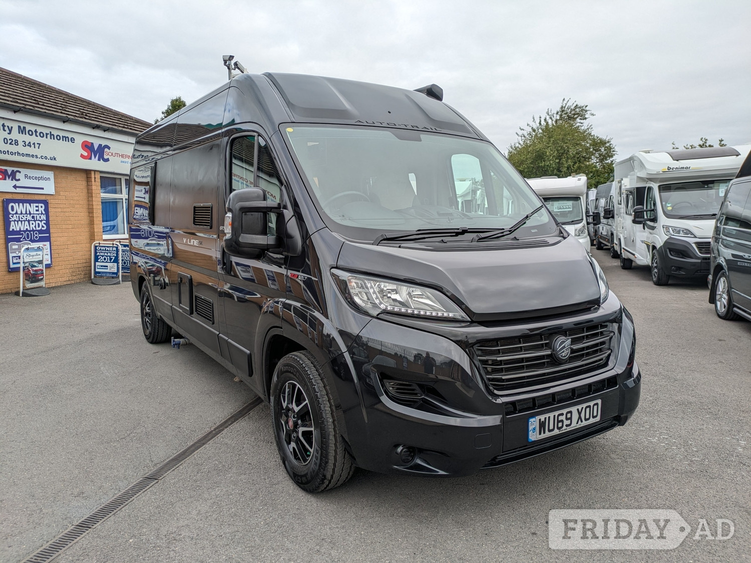 Auto-Trail V-Line 610 2020 in Bracknell