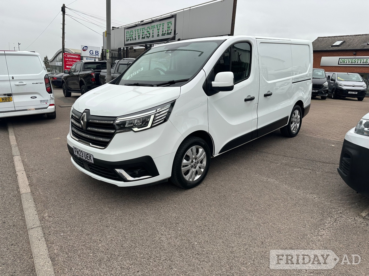 Renault Trafic 2023 - Vans & Commercial Vehicles in Dunstable