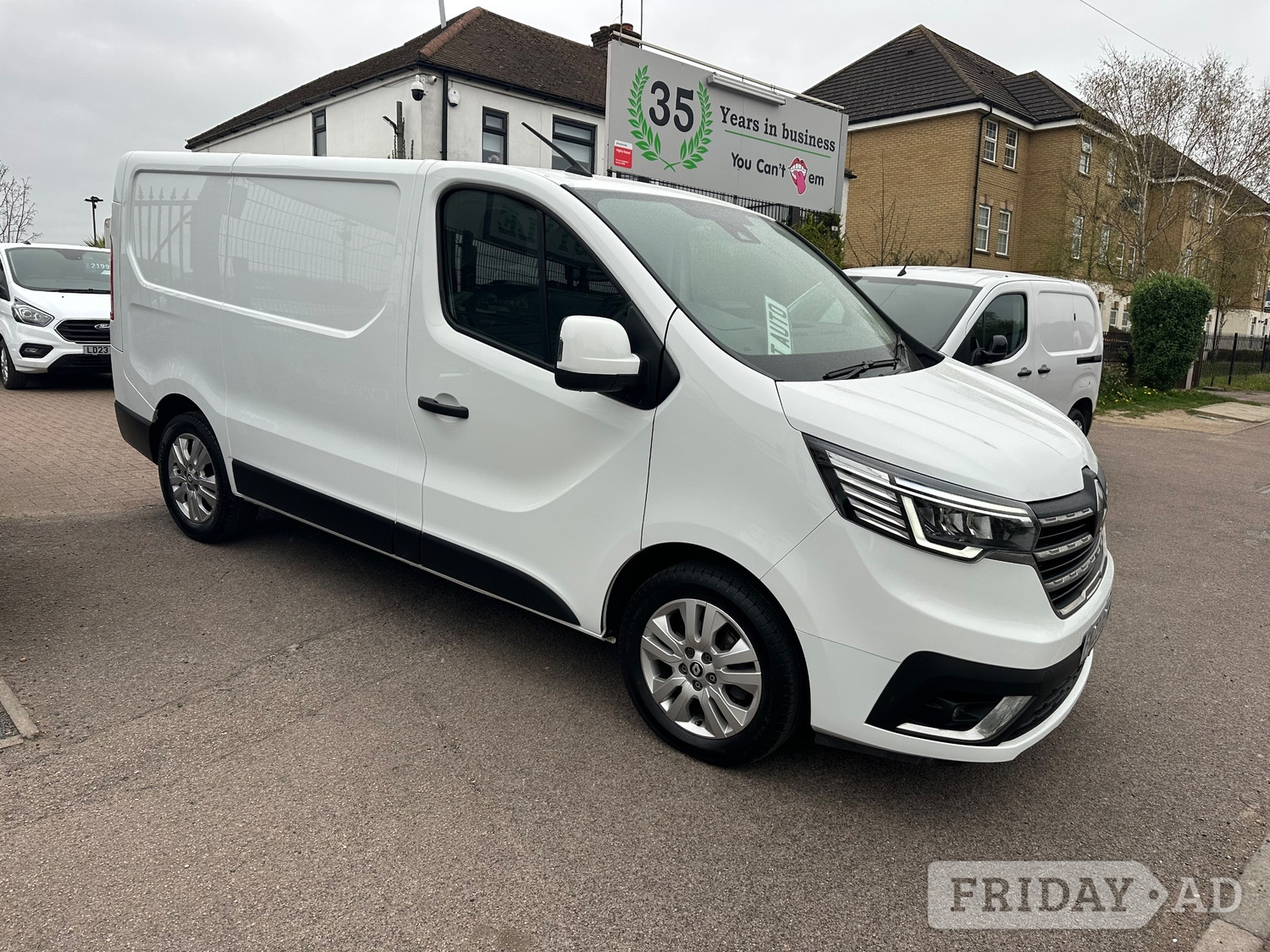 Renault Trafic 2023 in Dunstable