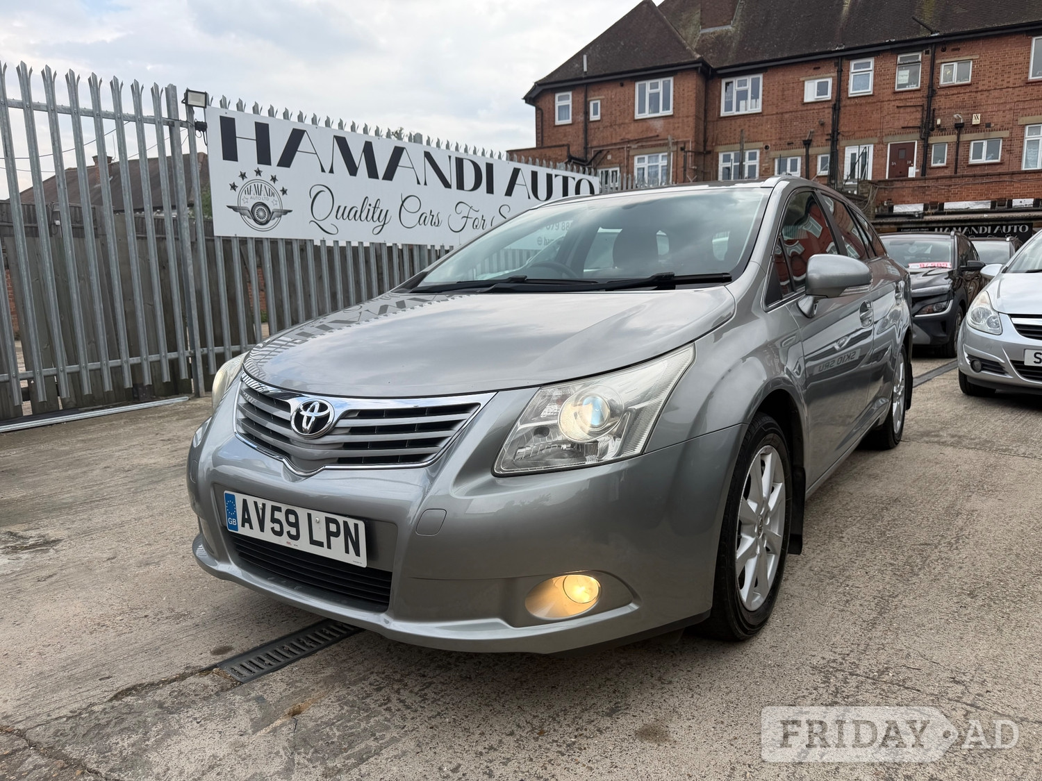 Toyota Avensis 2009 in Wembley