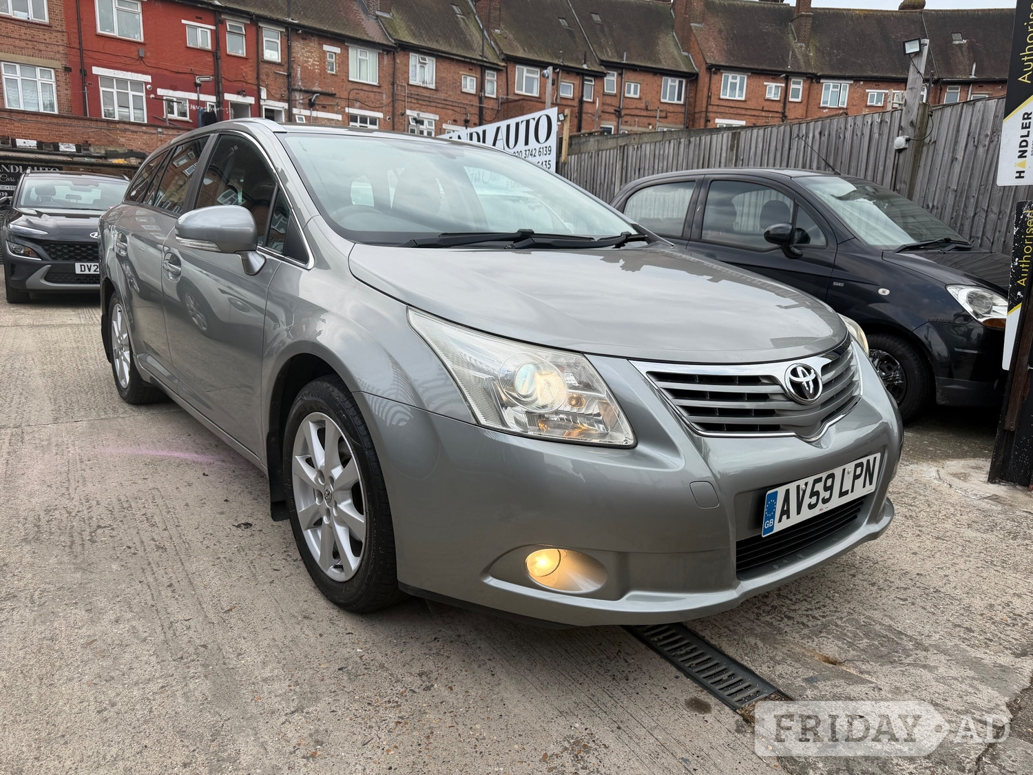 Toyota Avensis 2009 - Cars