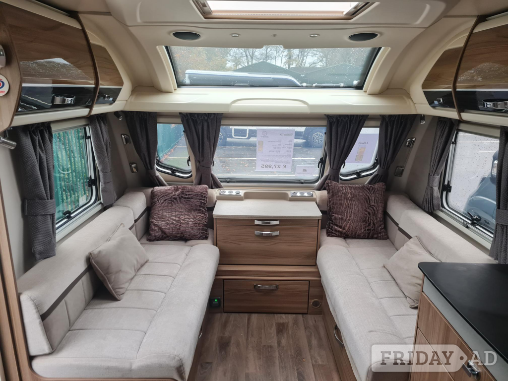 Swift Elegance Grande 845 Highbridge