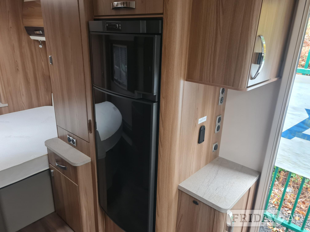 Swift Elegance Grande 845 2020 - Motorhomes & Caravans in Highbridge