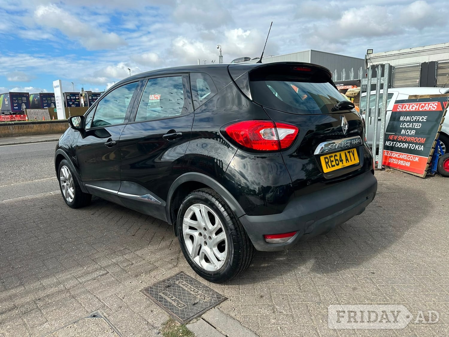 [ berth ]Renault Captur