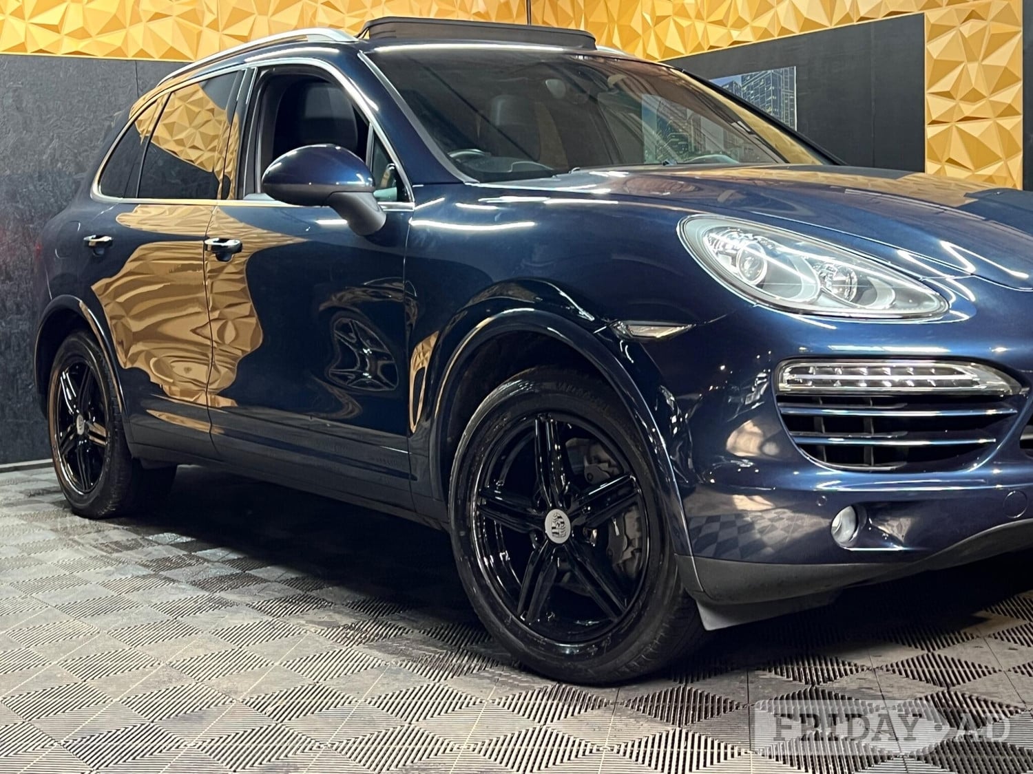 Porsche Cayenne 2013 - Cars