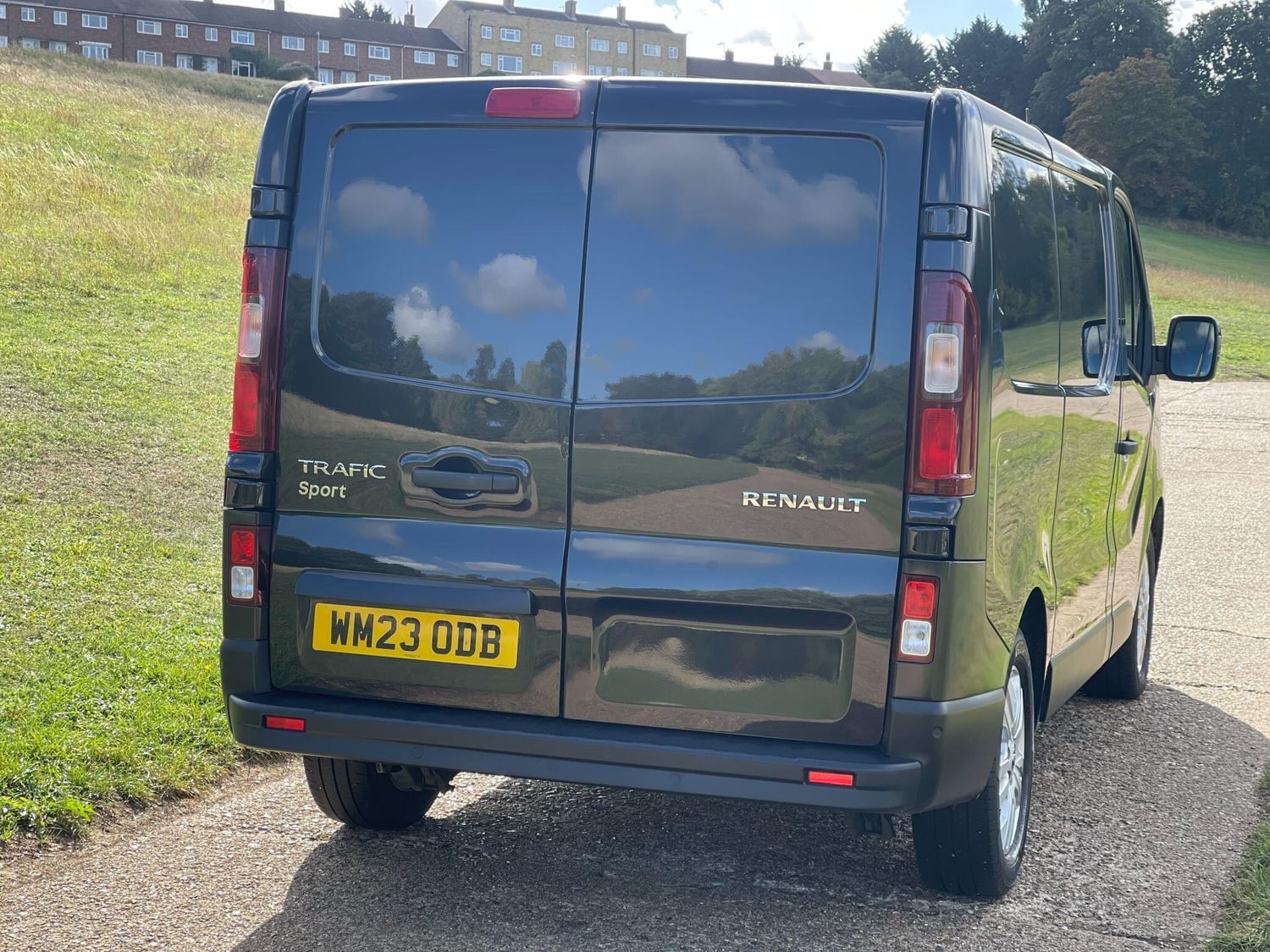 Renault Trafic 2023 - Vans & Commercial Vehicles