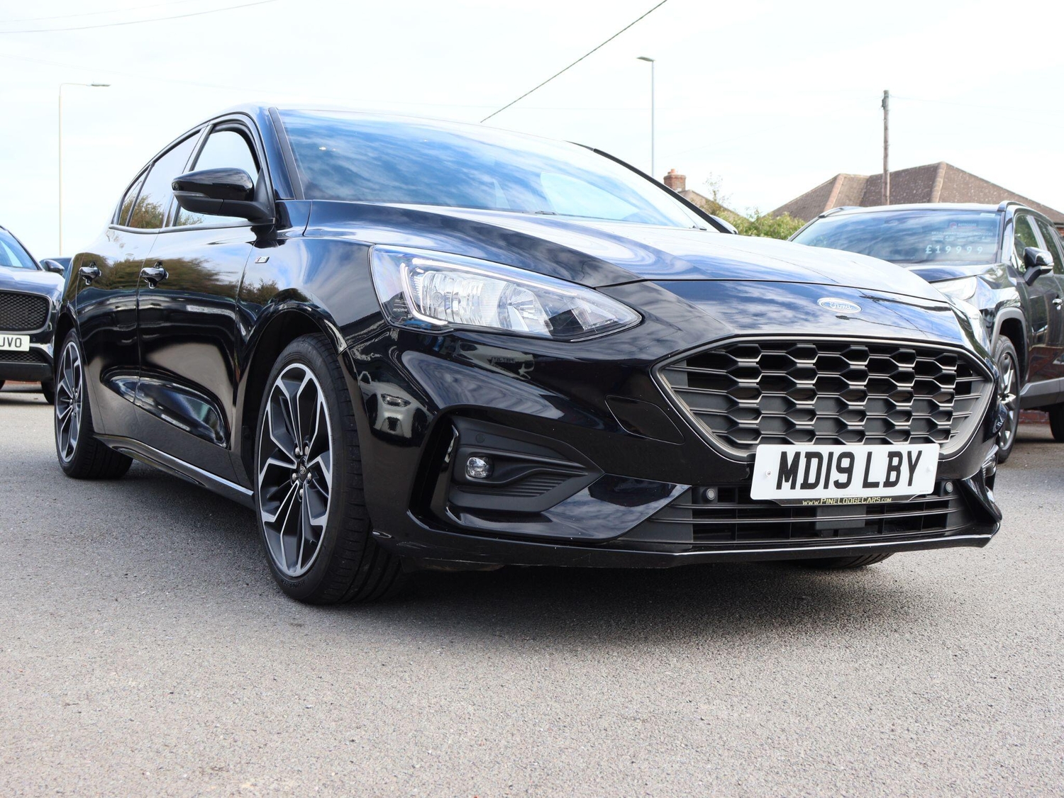 Ford Focus 2019 - Cars