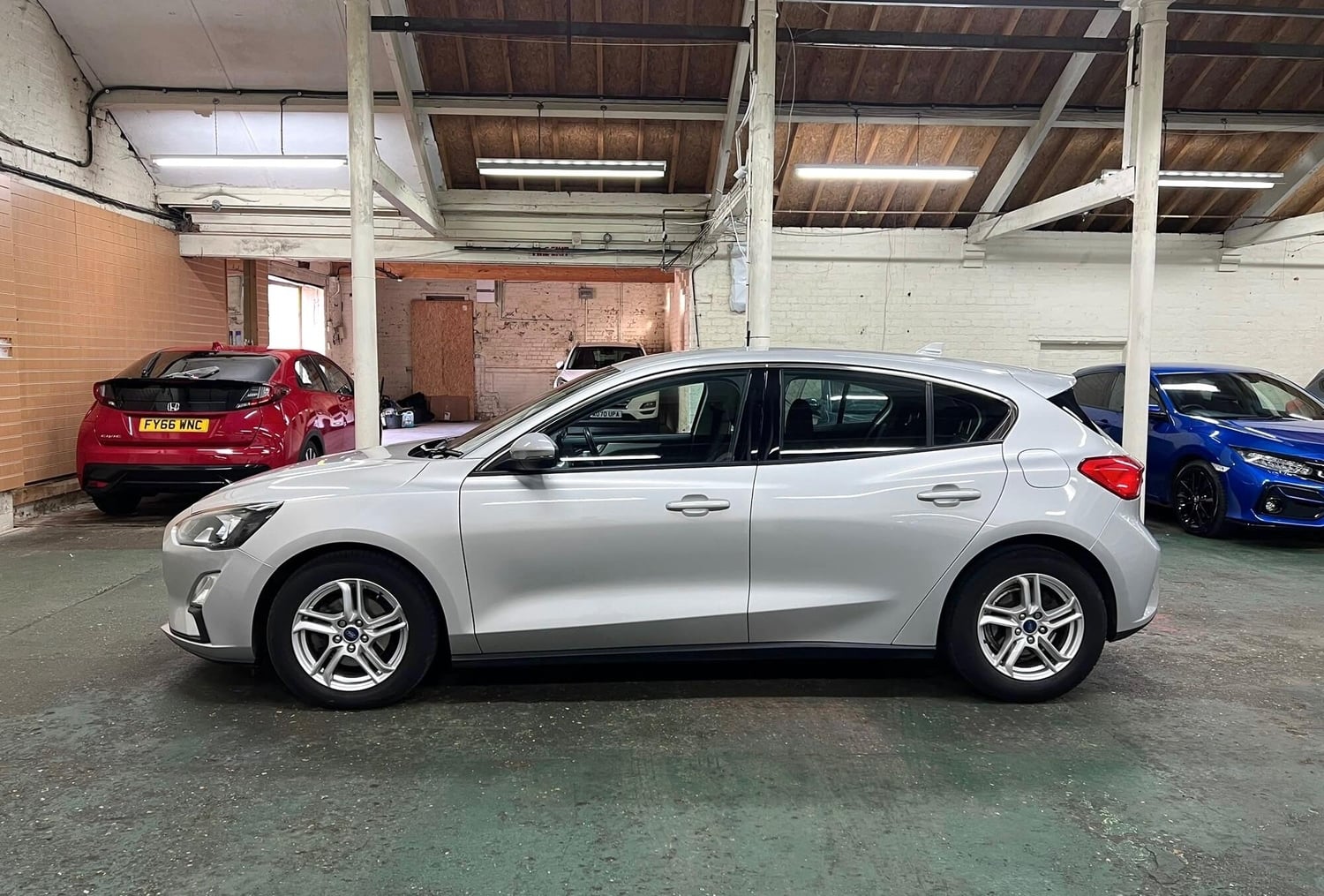 Ford Focus 2019 - Cars
