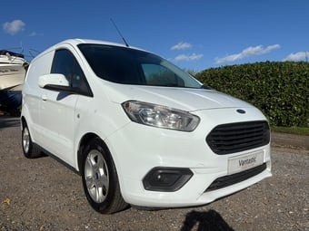 Ford Transit Courier 2021