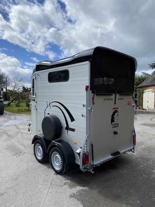 [ berth ]Cheval Liberte Touring Country