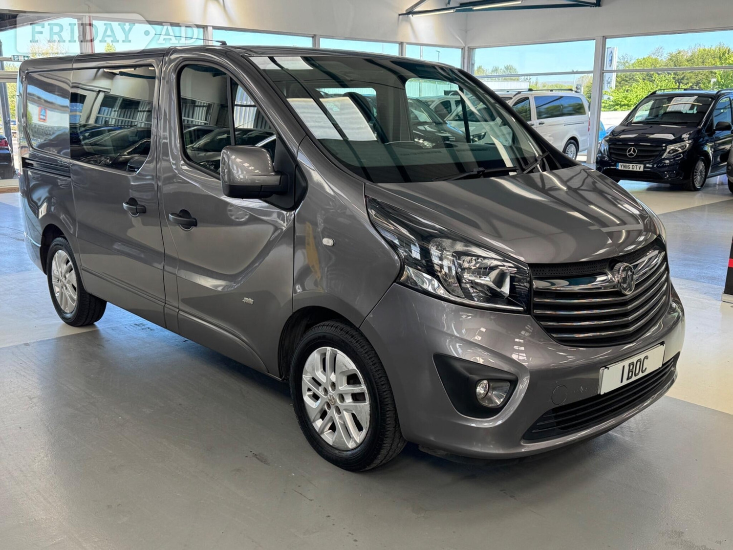 Vauxhall Vivaro 2015 in Bolton