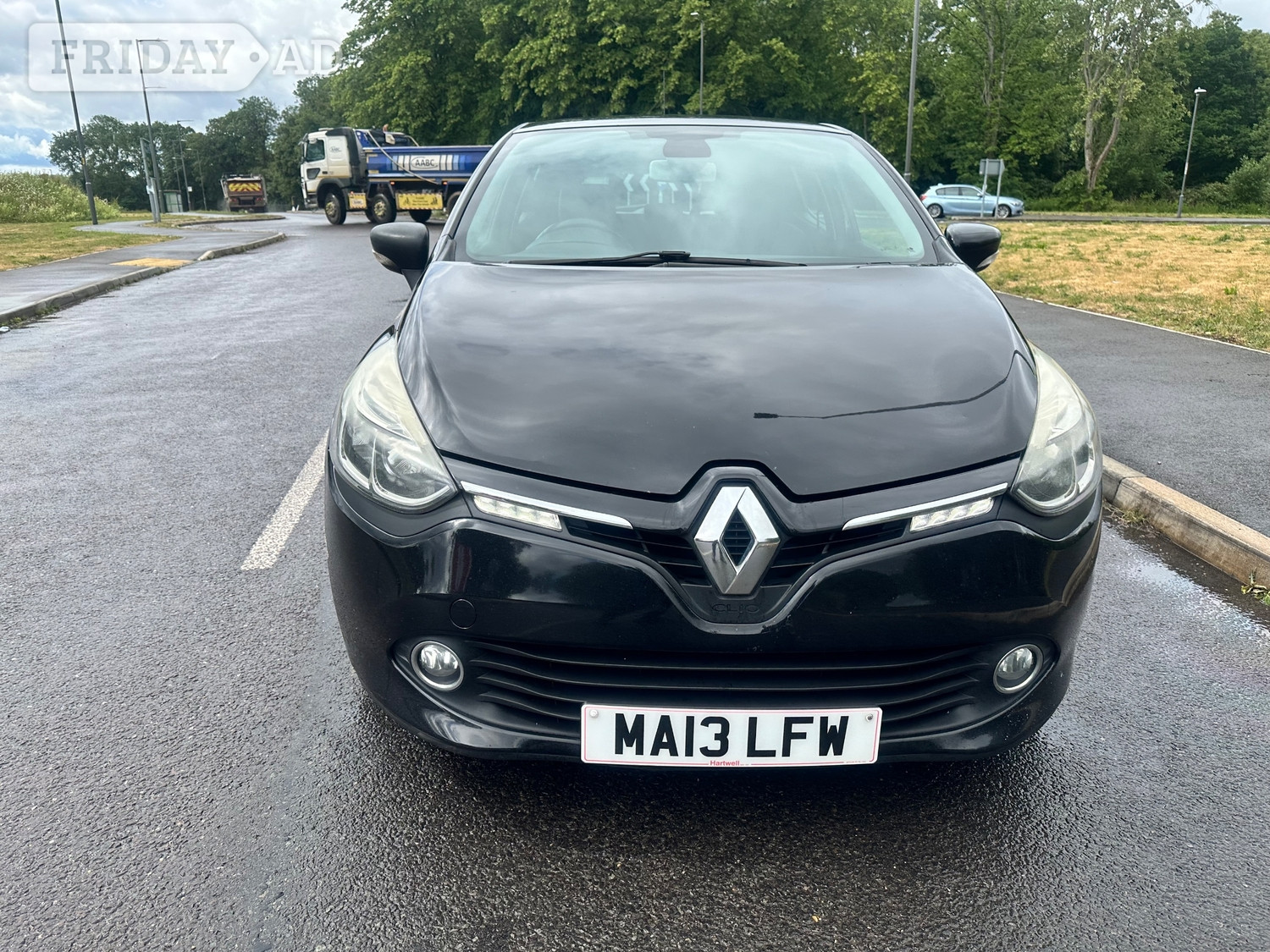 Renault Clio Slough